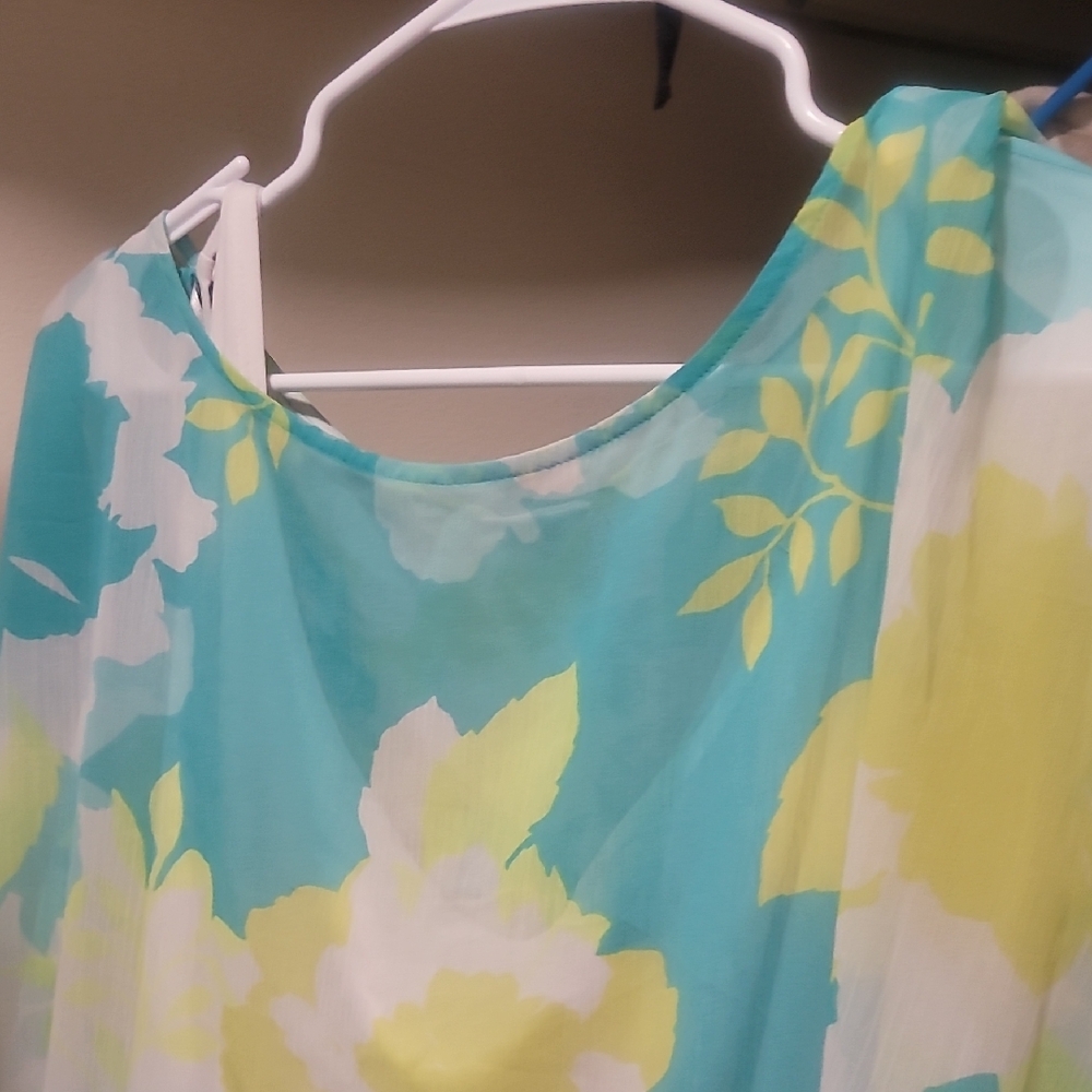 Ruby Rd. Sleeveless Blouse Blue and Yellow